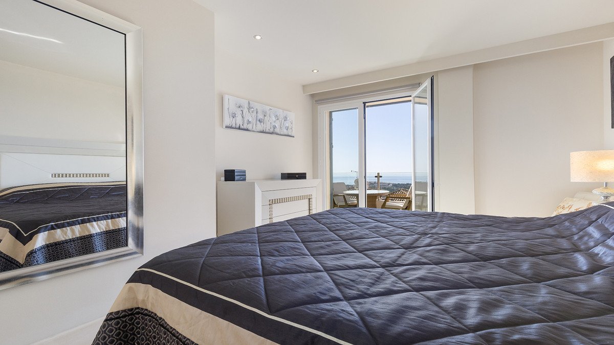 3 Bed Penthouse in Doña Julia