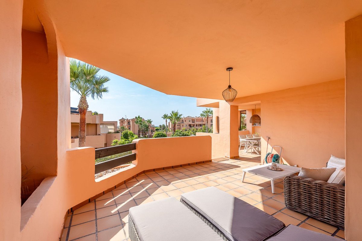 2 Bed Ground Floor Apartment in Doña Julia
