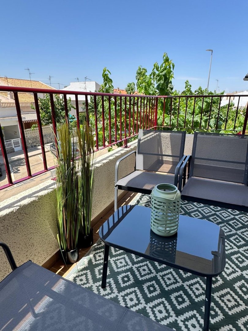 2 Bed Garage in Pilar de la Horadada