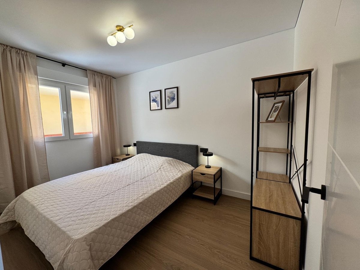 2 Bed Garage in Pilar de la Horadada