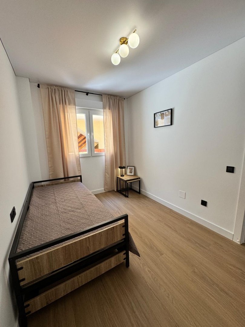 2 Bed Garage in Pilar de la Horadada