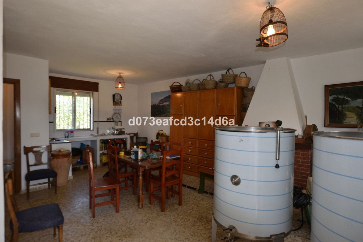 2 Bed Finca - Cortijo in Cartajima