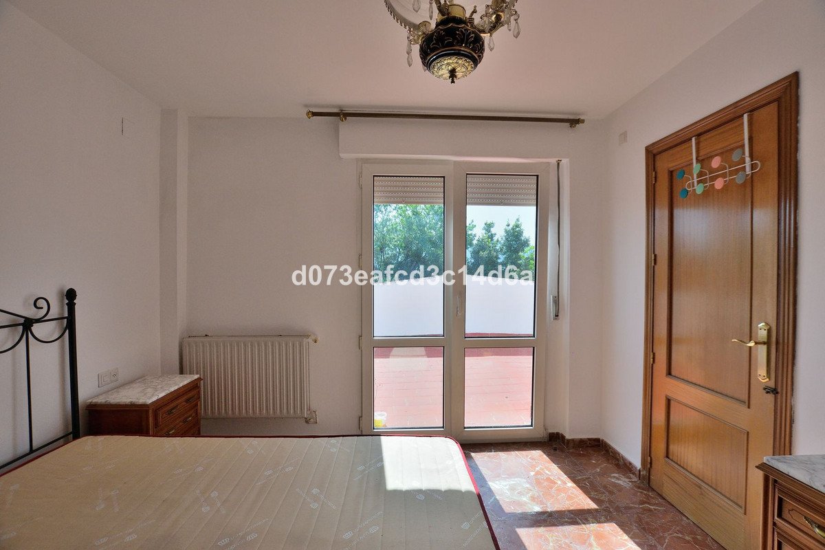 4 Bed Detached Villa in Ronda