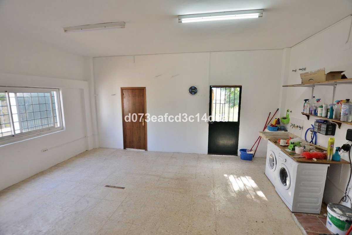4 Bed Detached Villa in Ronda