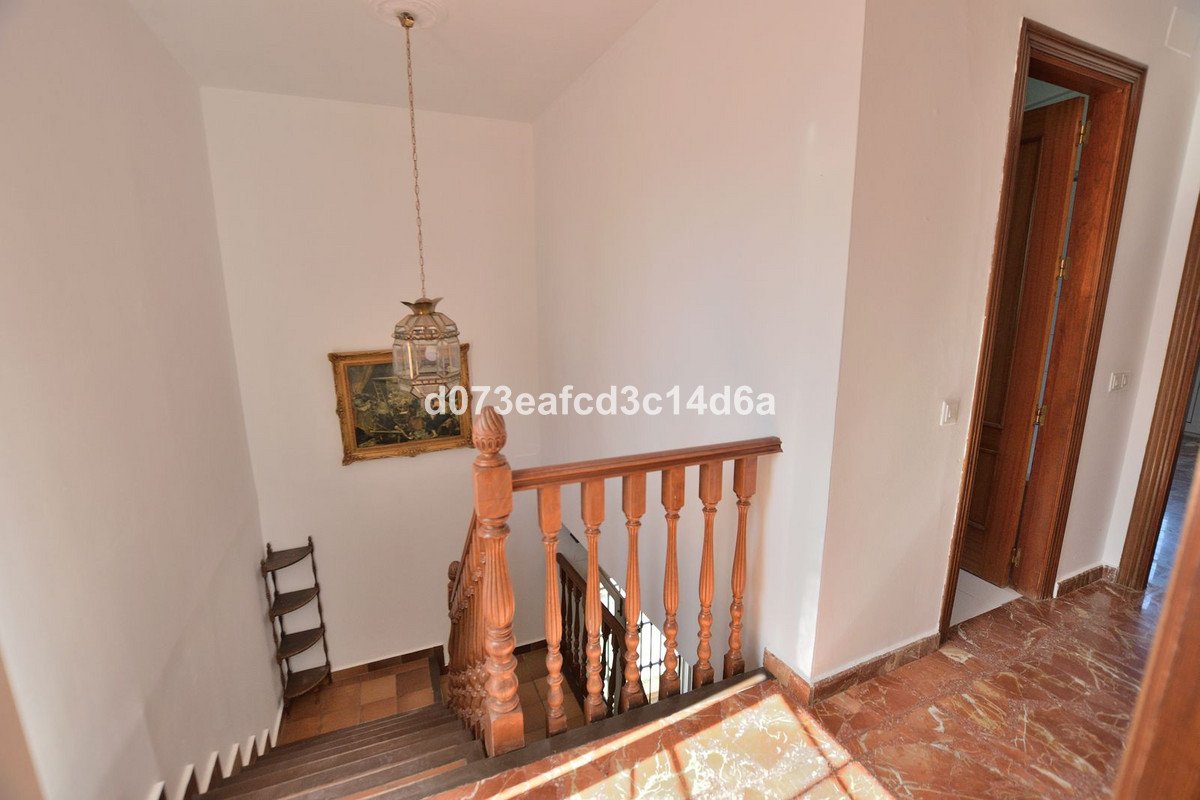 4 Bed Detached Villa in Ronda