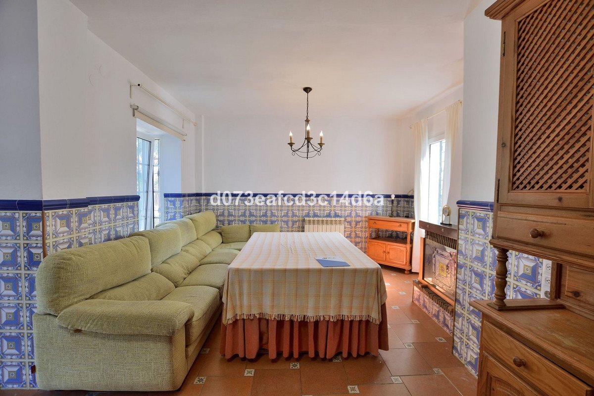 4 Bed Detached Villa in Ronda