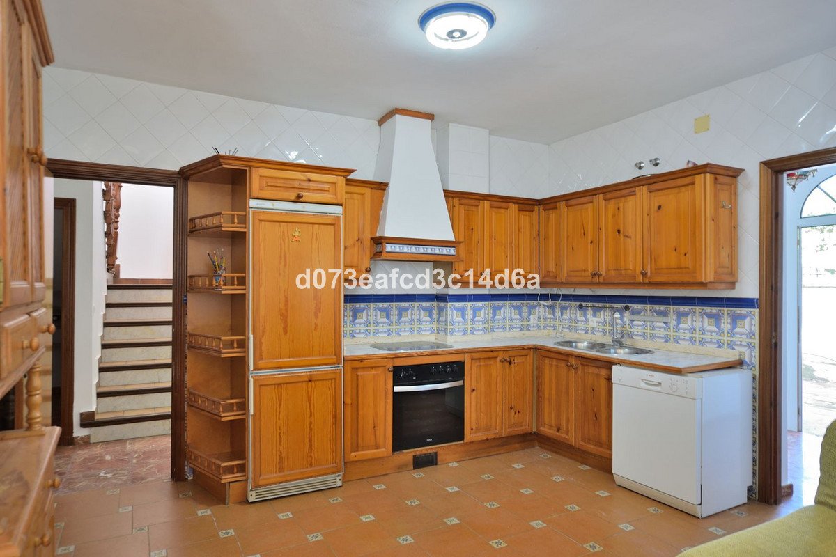 4 Bed Detached Villa in Ronda