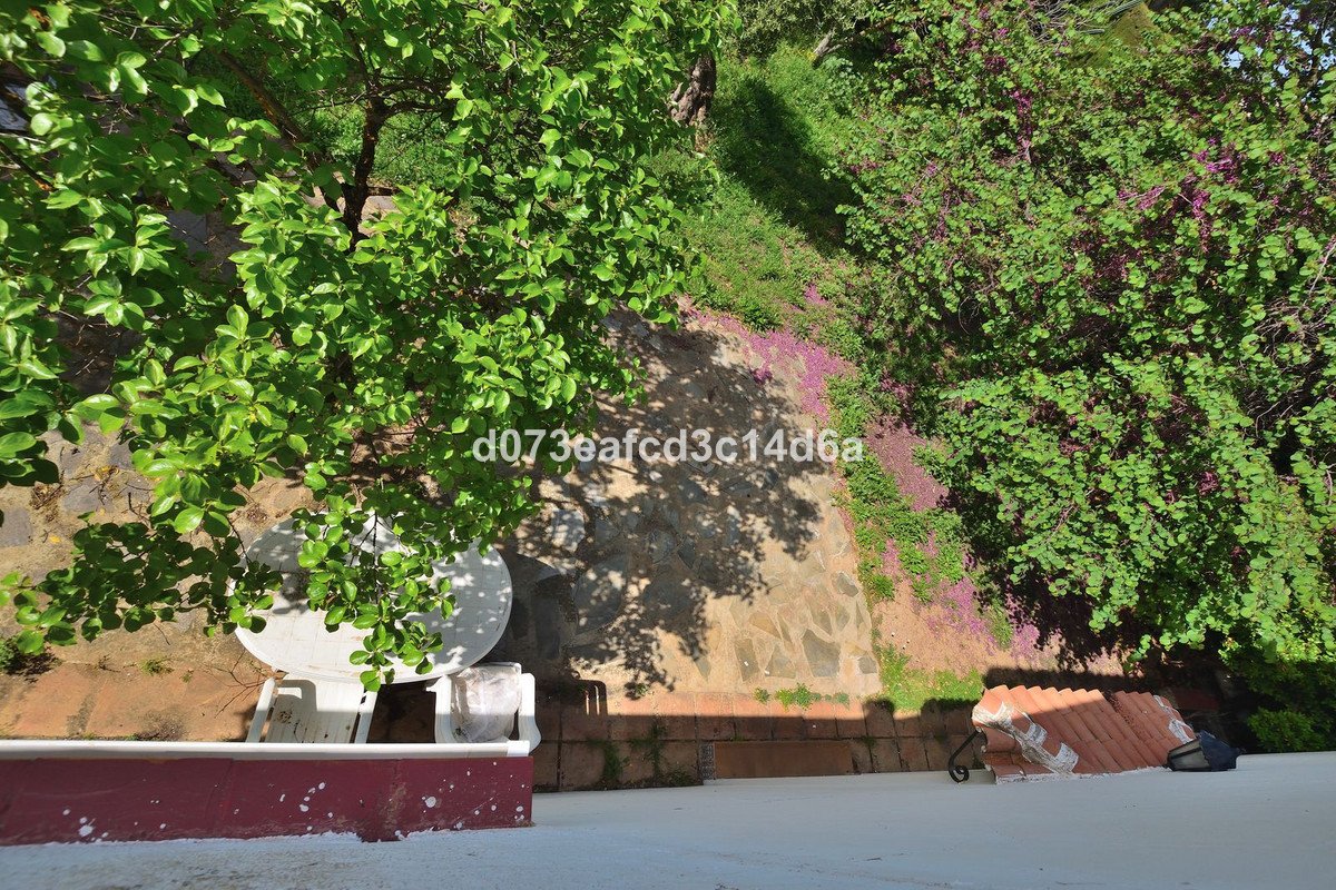 4 Bed Detached Villa in Ronda