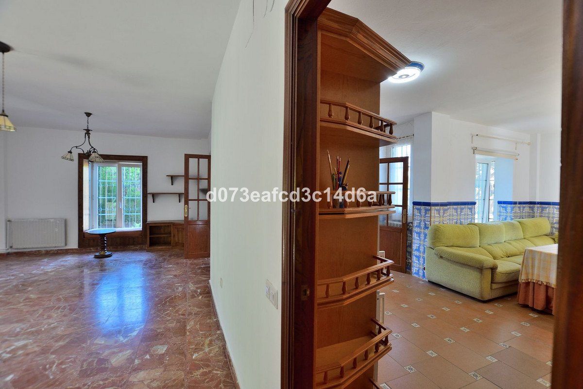 4 Bed Detached Villa in Ronda