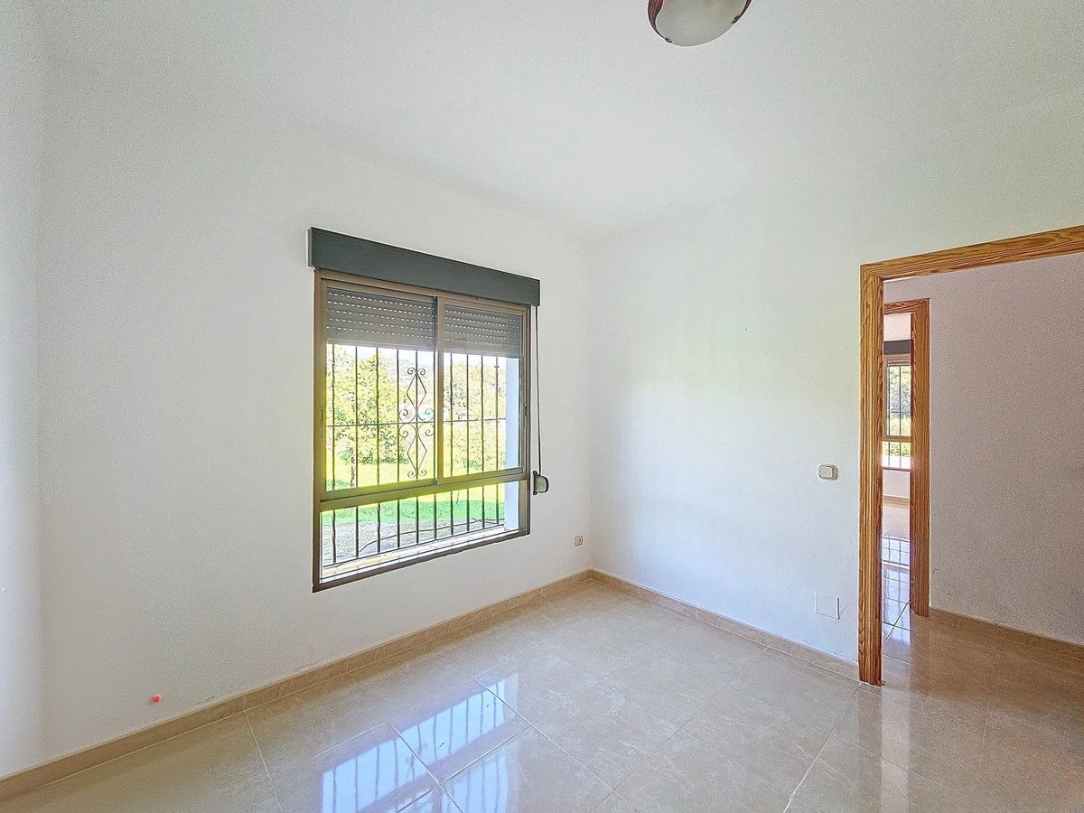 3 Bed Finca - Cortijo in El Padron