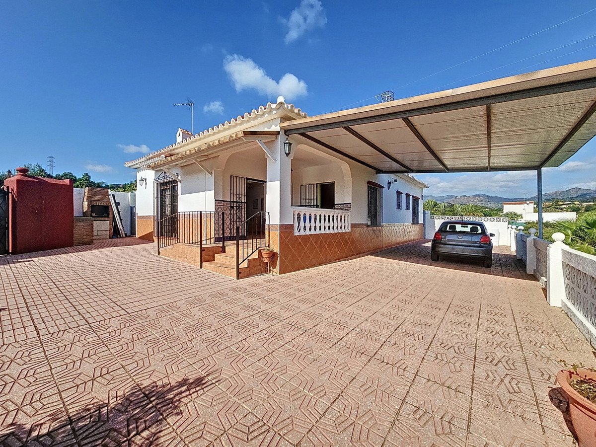 3 Bed Finca - Cortijo in El Padron