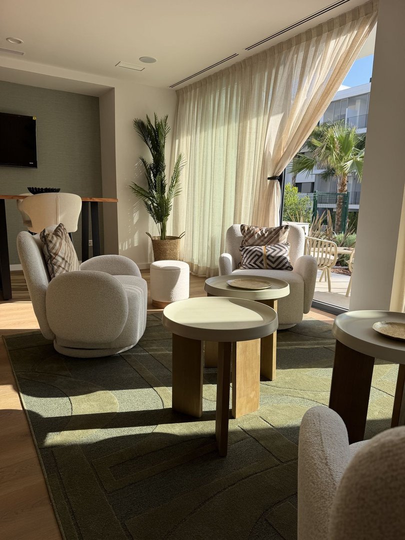 3 Bed Middle Floor Apartment in Estepona