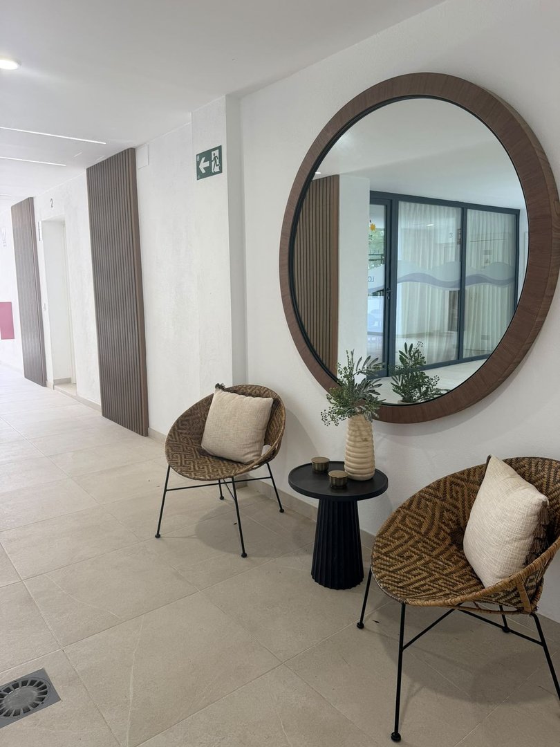 3 Bed Middle Floor Apartment in Estepona