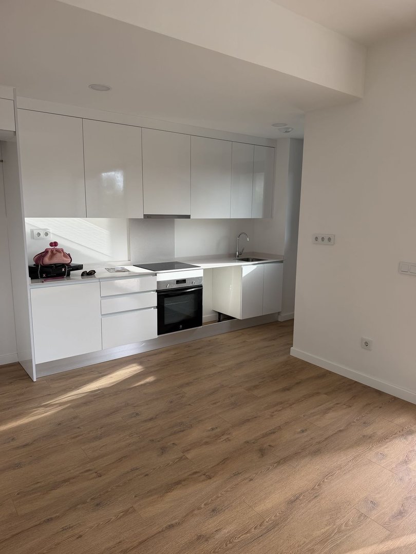 3 Bed Middle Floor Apartment in Estepona