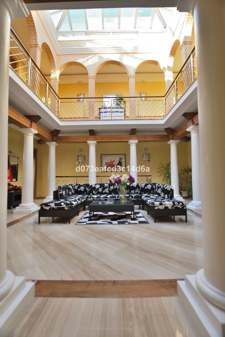 4 Bed Detached Villa in Ronda