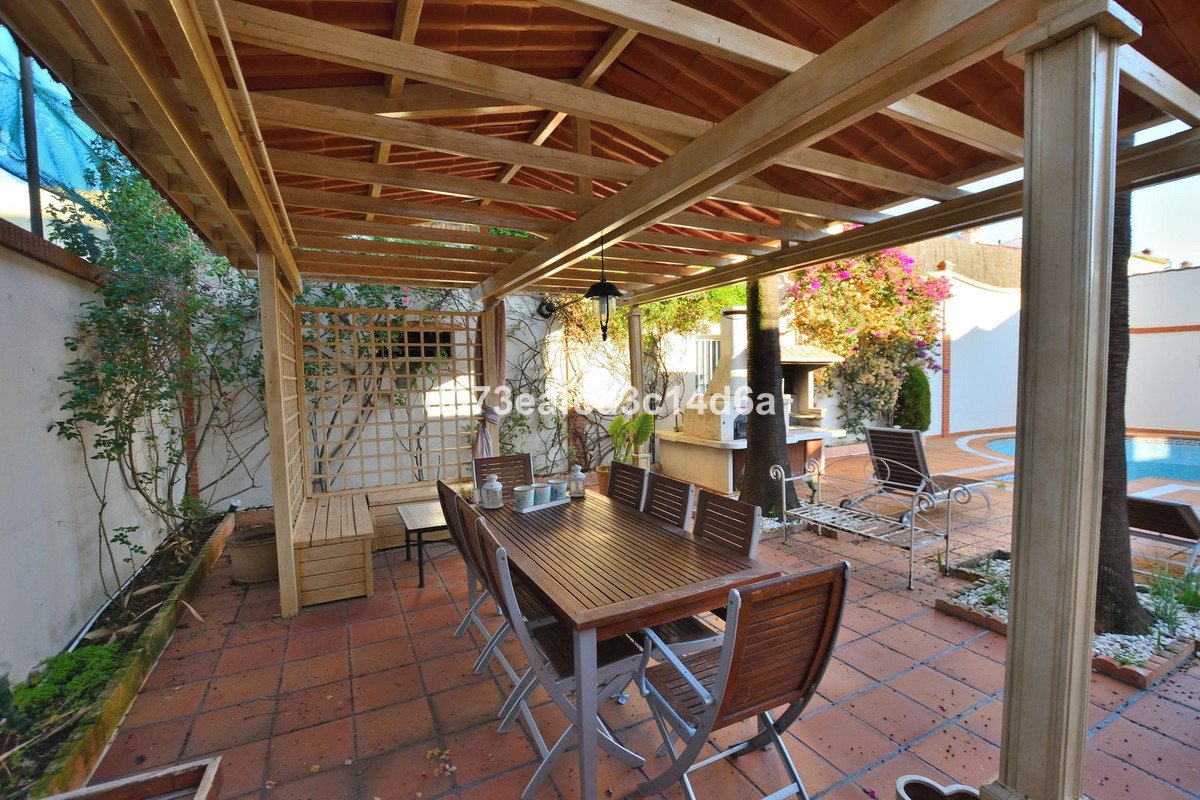 4 Bed Detached Villa in Ronda