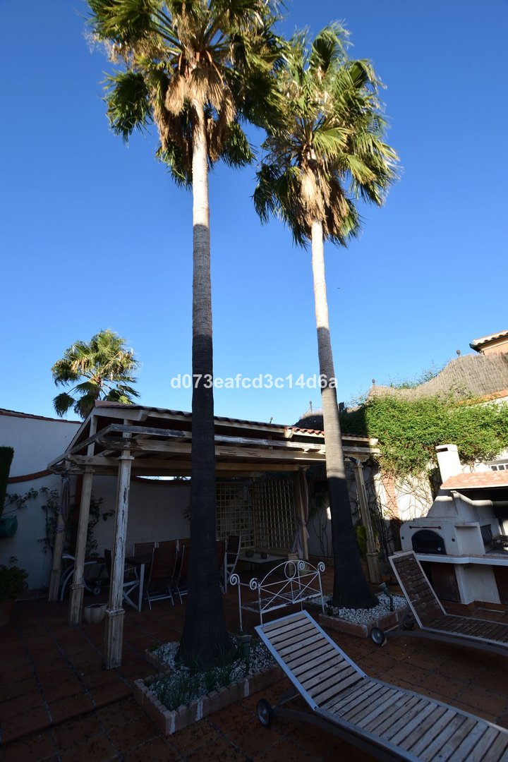 4 Bed Detached Villa in Ronda
