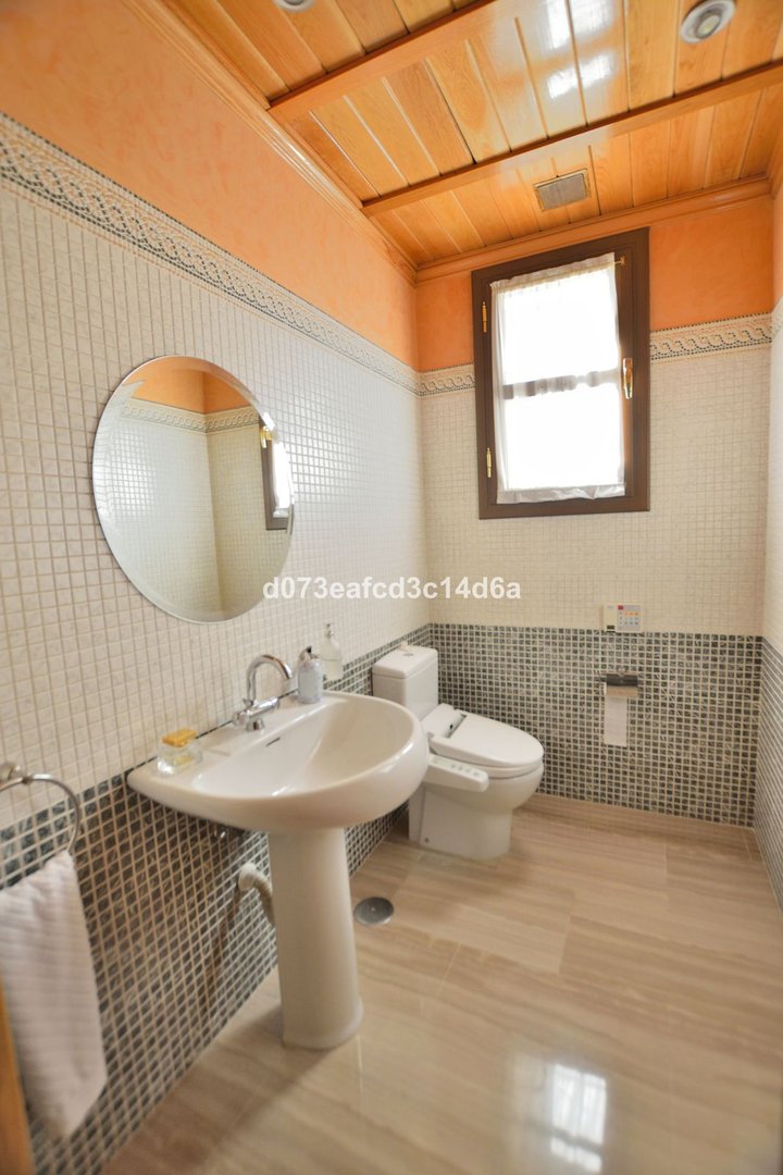 4 Bed Detached Villa in Ronda