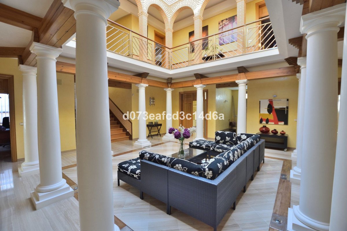 4 Bed Detached Villa in Ronda