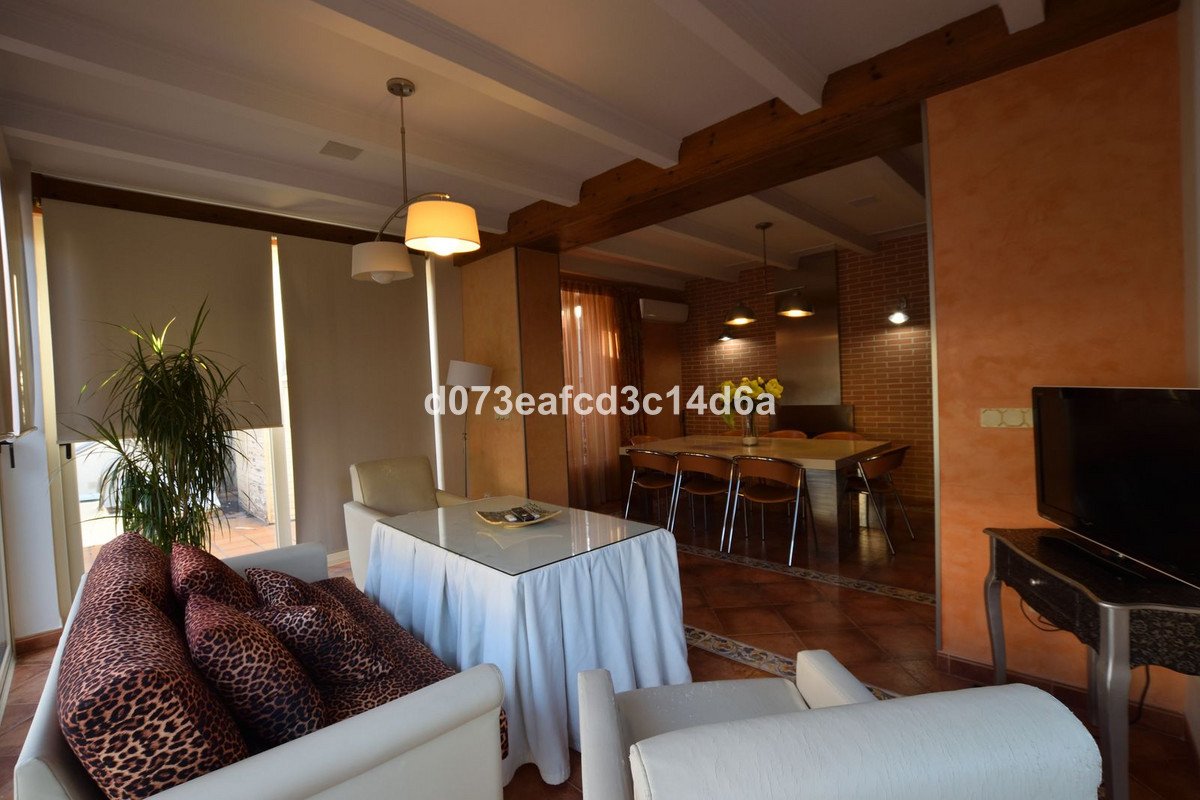 4 Bed Detached Villa in Ronda