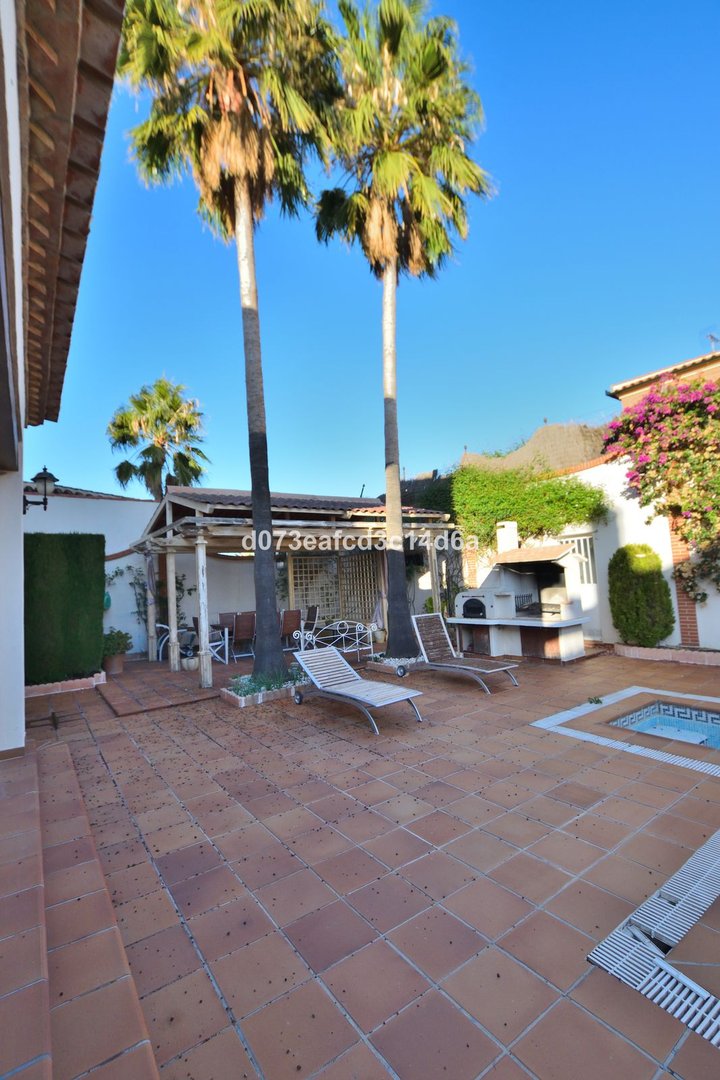 4 Bed Detached Villa in Ronda