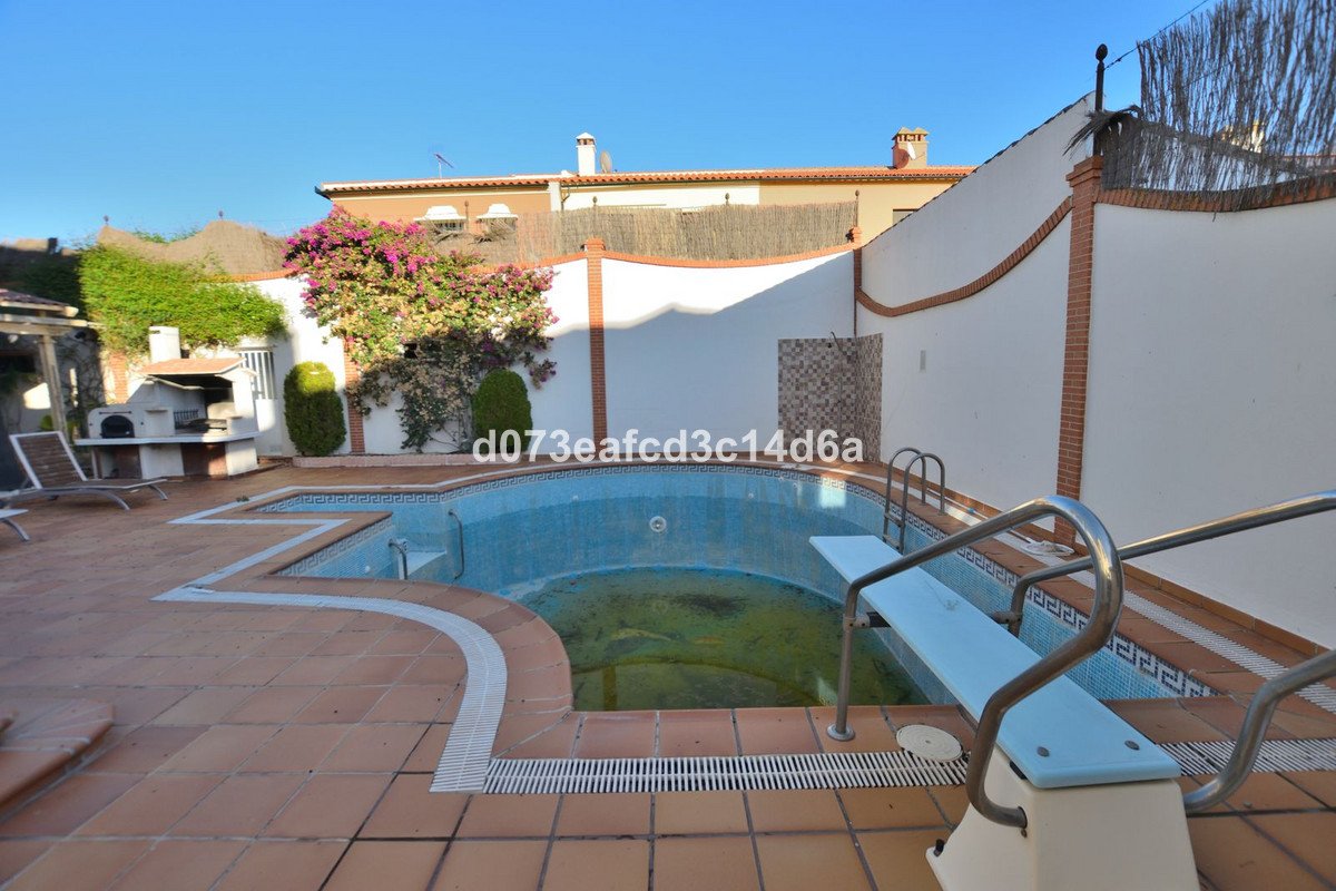 4 Bed Detached Villa in Ronda