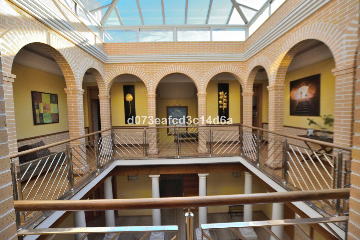 4 Bed Detached Villa in Ronda