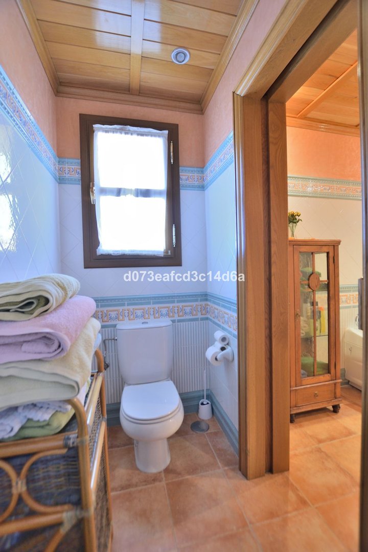 4 Bed Detached Villa in Ronda