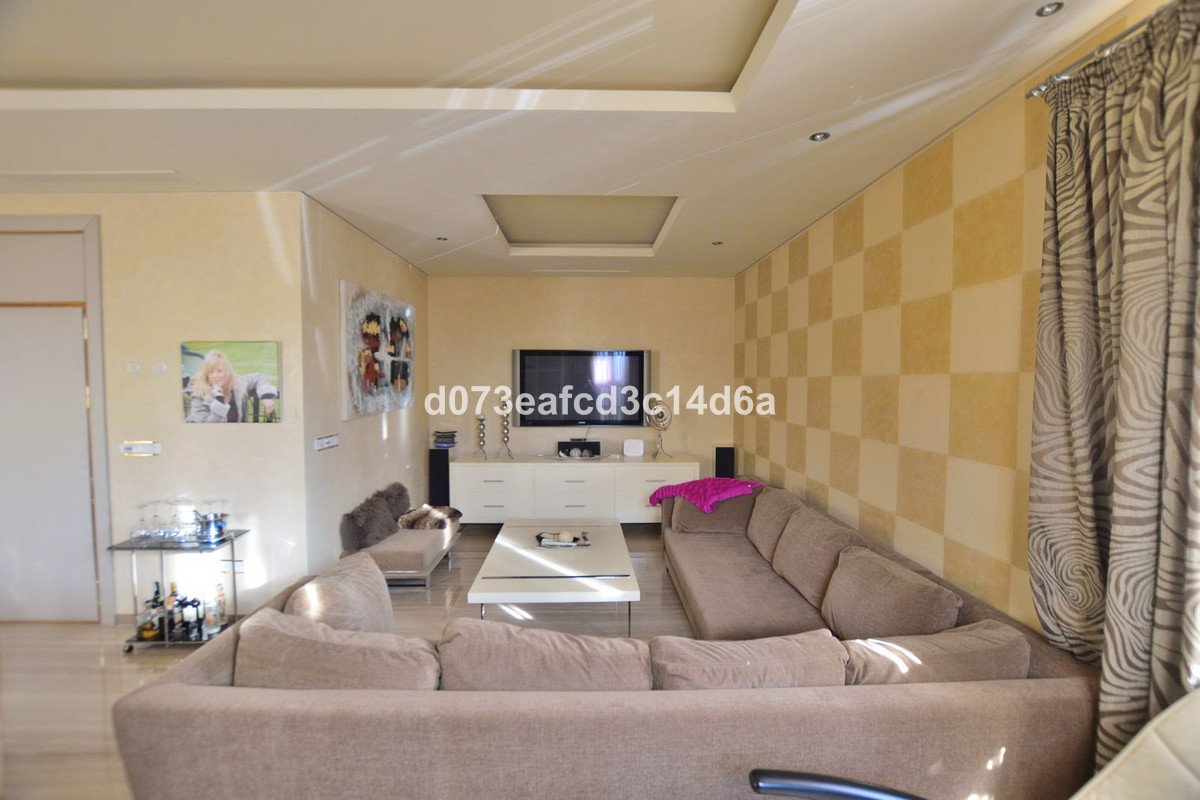 4 Bed Detached Villa in Ronda