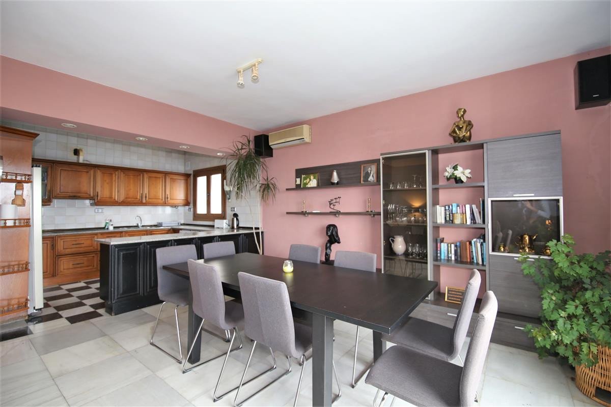 4 Bed Detached Villa in Estepona