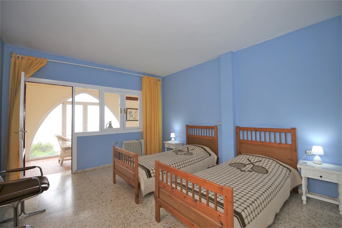 4 Bed Detached Villa in Estepona