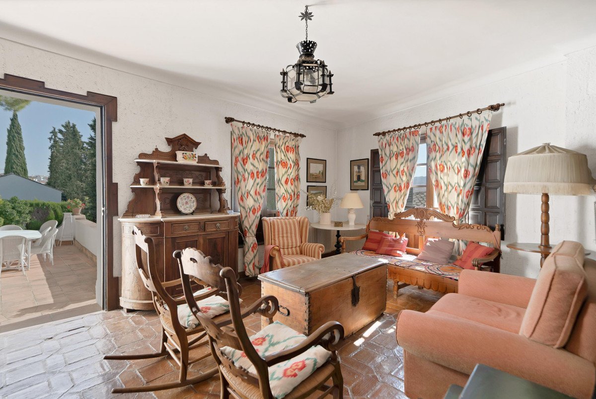 4 Bed Detached Villa in Ronda