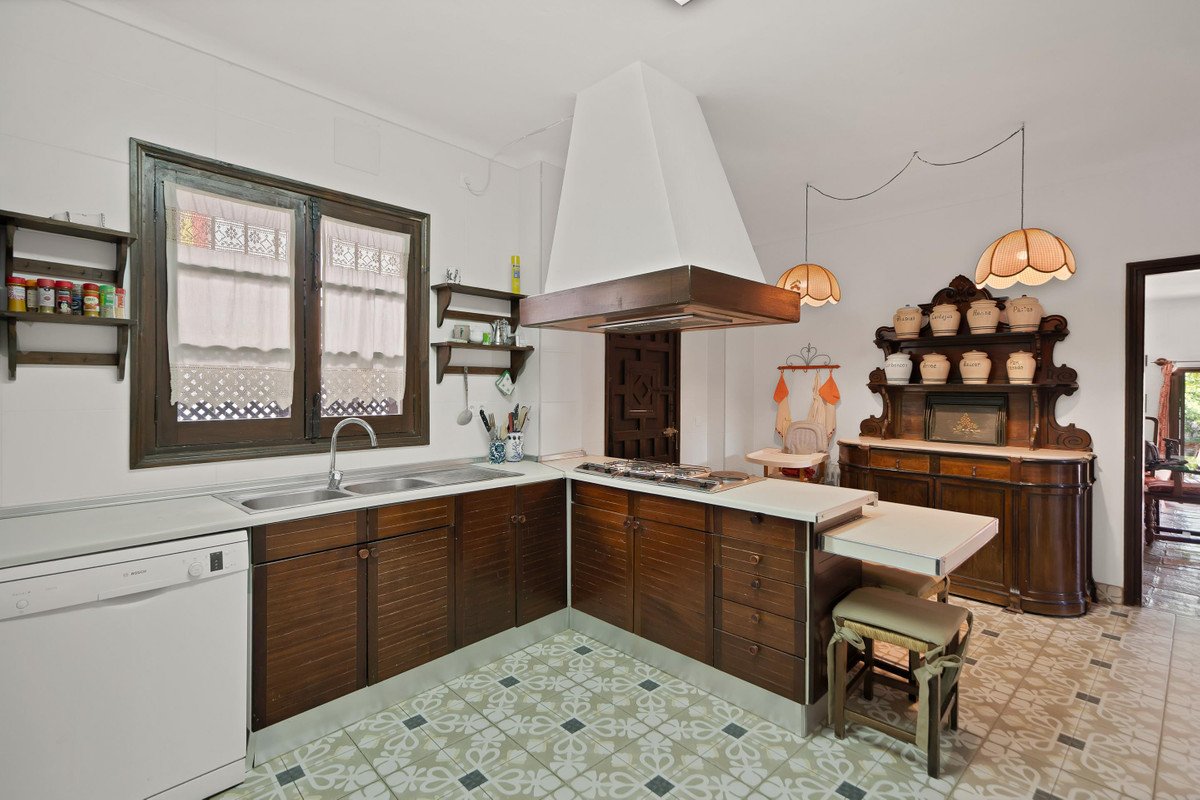 4 Bed Detached Villa in Ronda