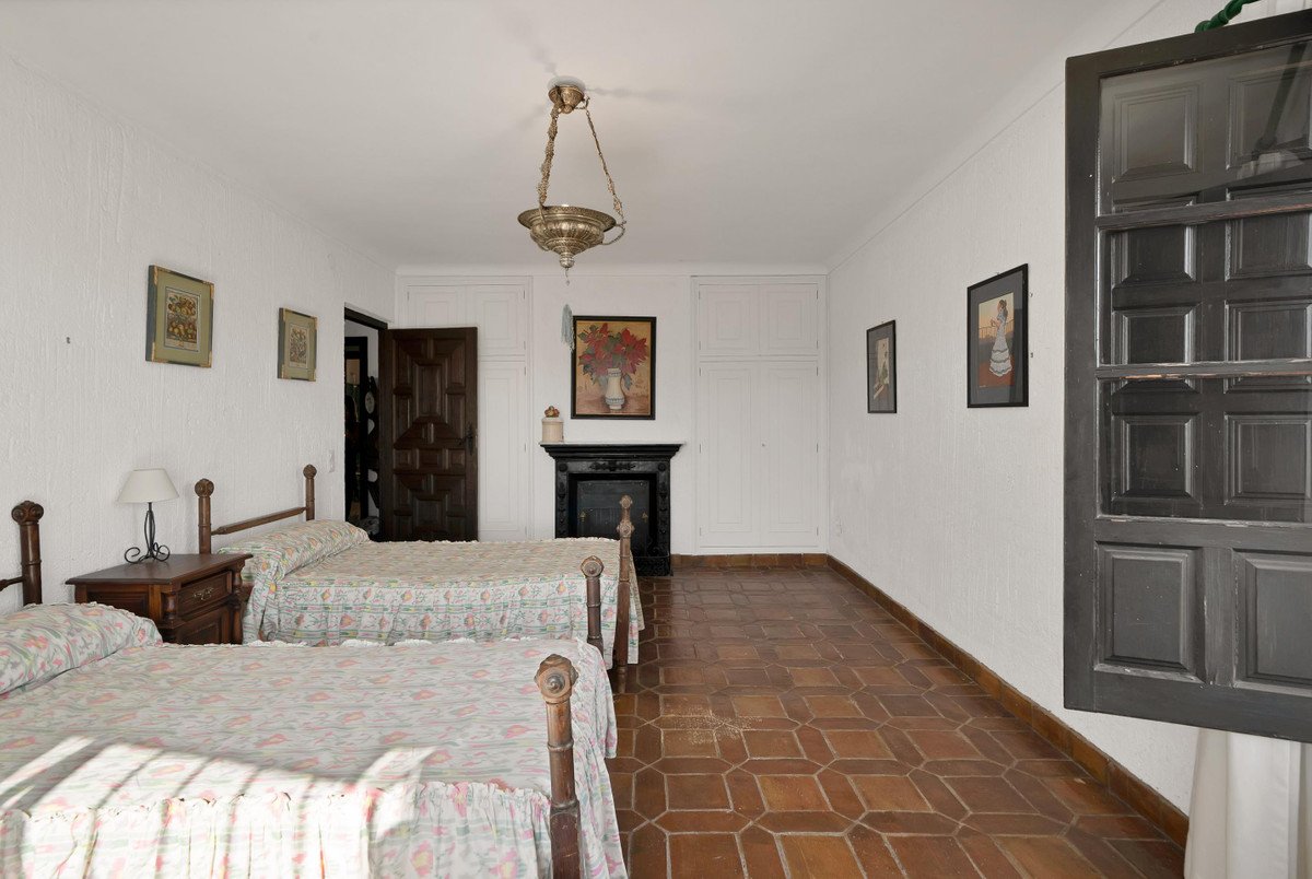 4 Bed Detached Villa in Ronda