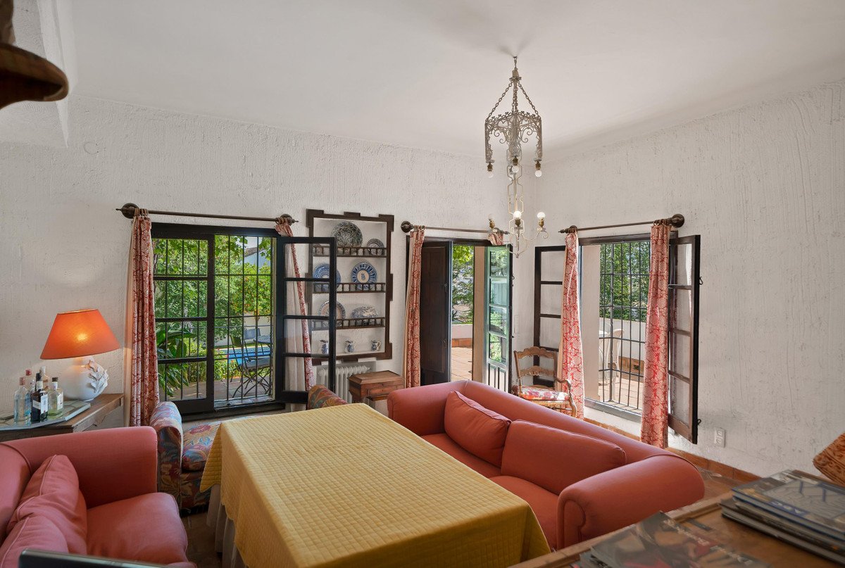 4 Bed Detached Villa in Ronda