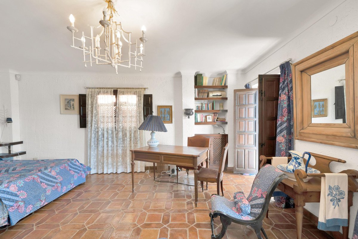 4 Bed Detached Villa in Ronda