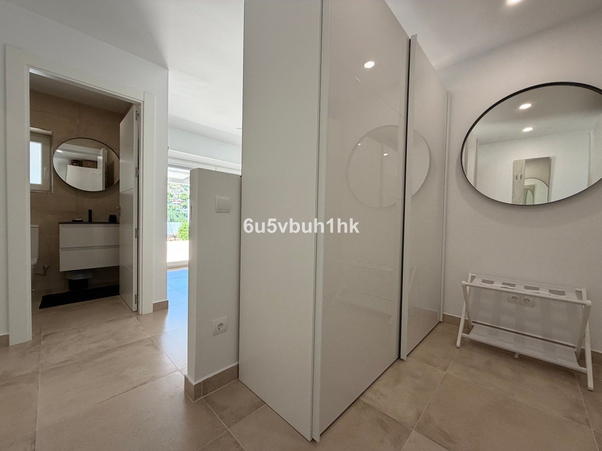4 Bed Detached Villa in Benalmadena Costa