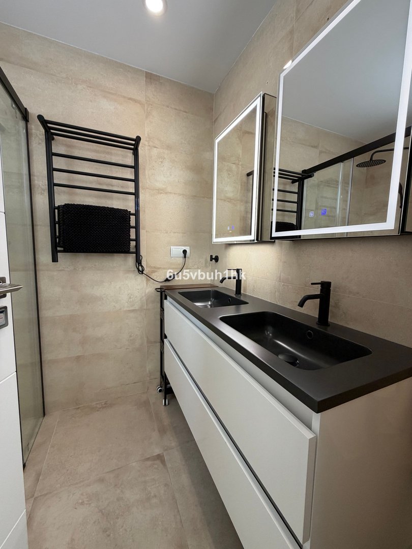 4 Bed Detached Villa in Benalmadena Costa