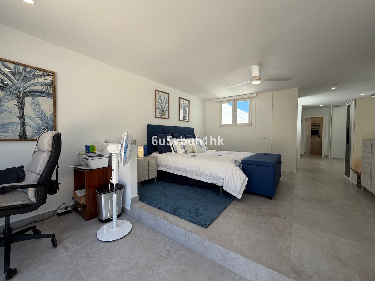 4 Bed Detached Villa in Benalmadena Costa
