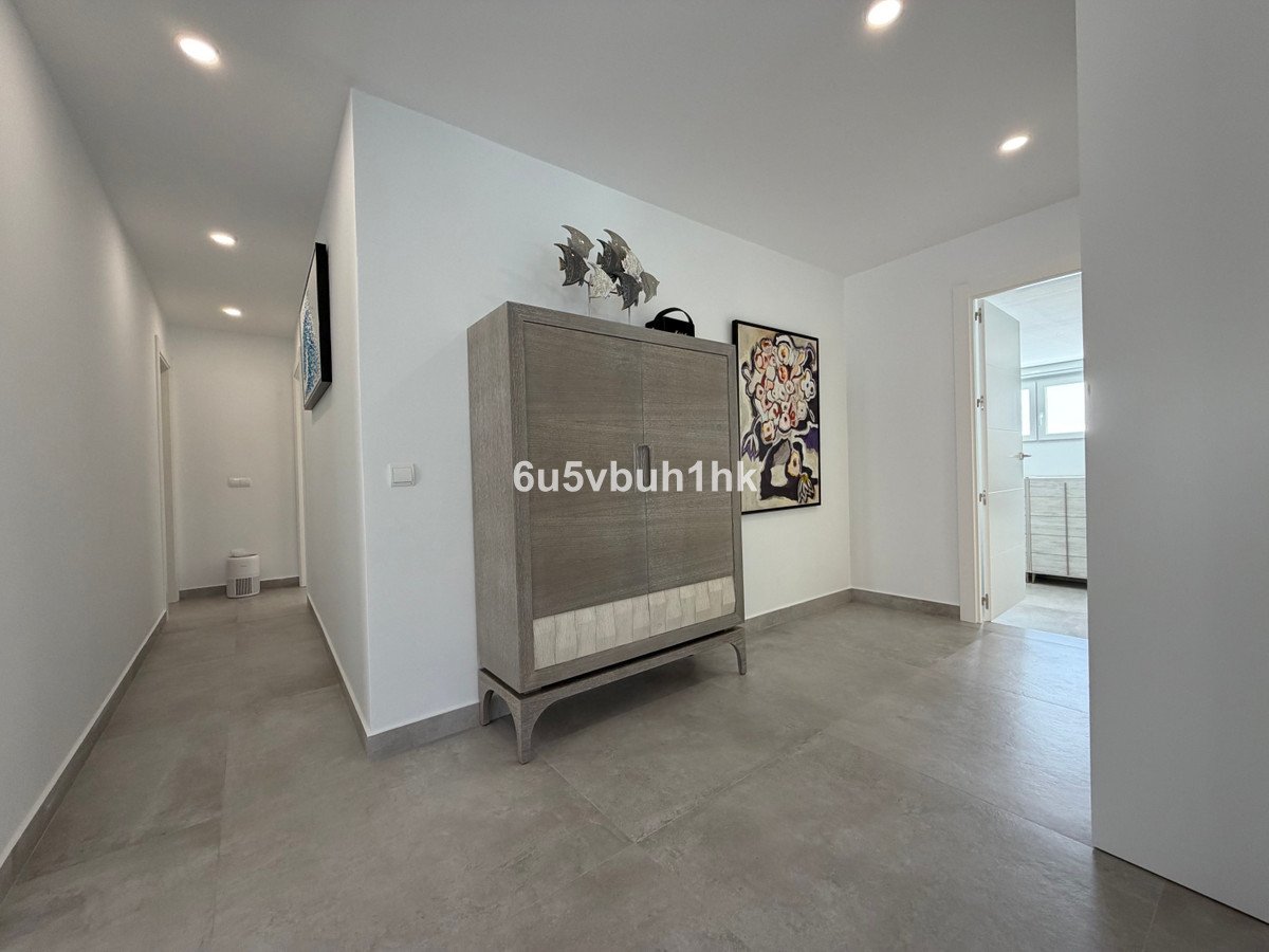 4 Bed Detached Villa in Benalmadena Costa