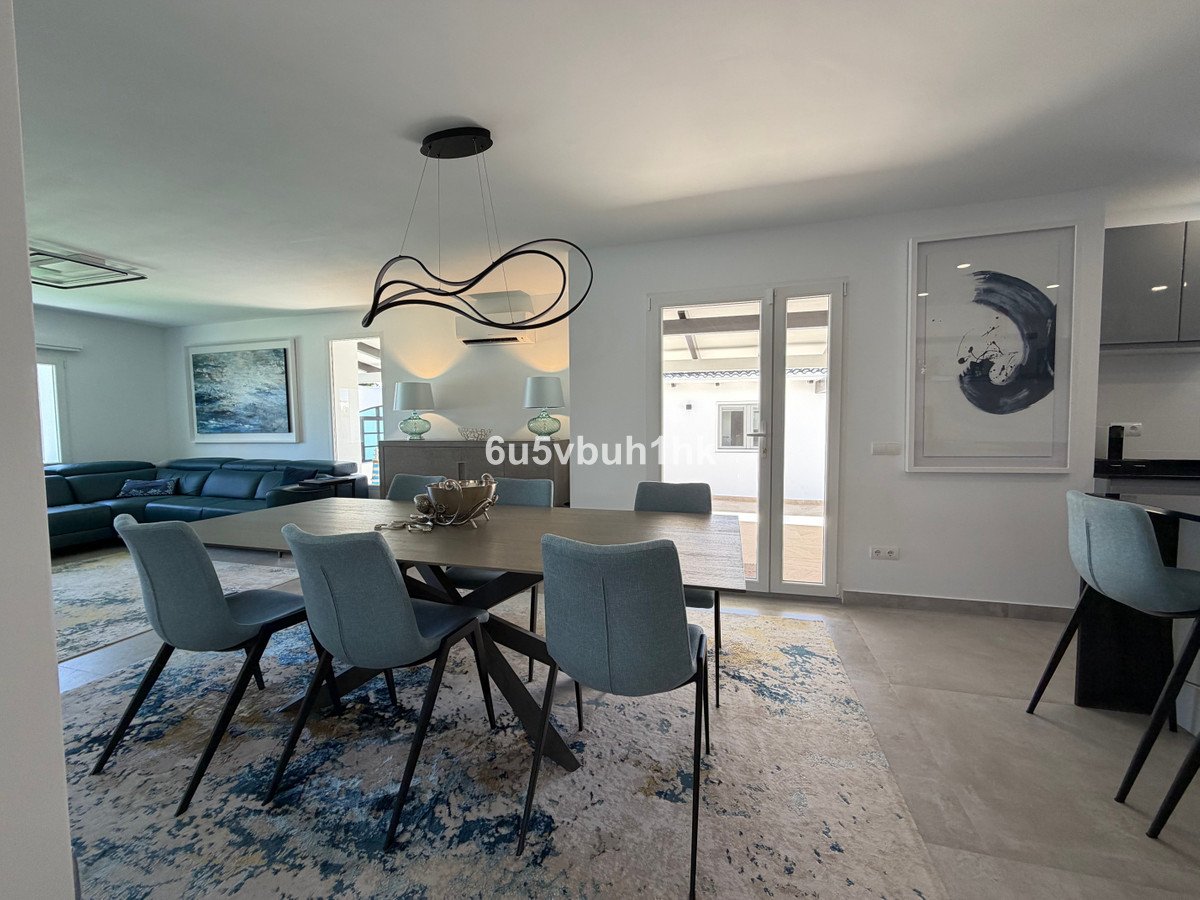 4 Bed Detached Villa in Benalmadena Costa