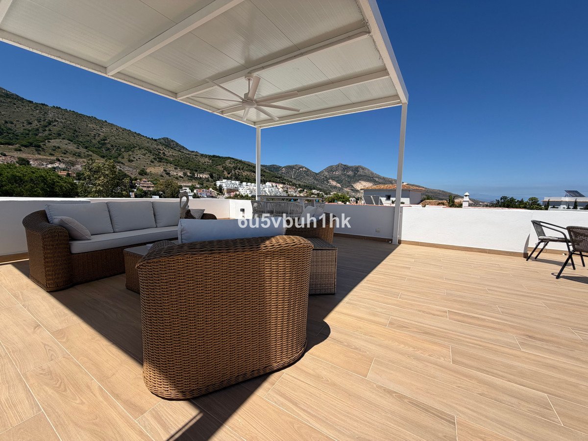 4 Bed Detached Villa in Benalmadena Costa