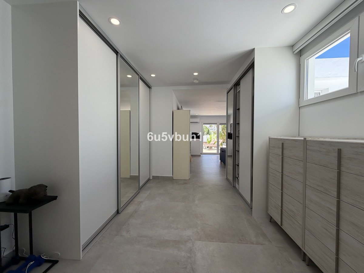 4 Bed Detached Villa in Benalmadena Costa