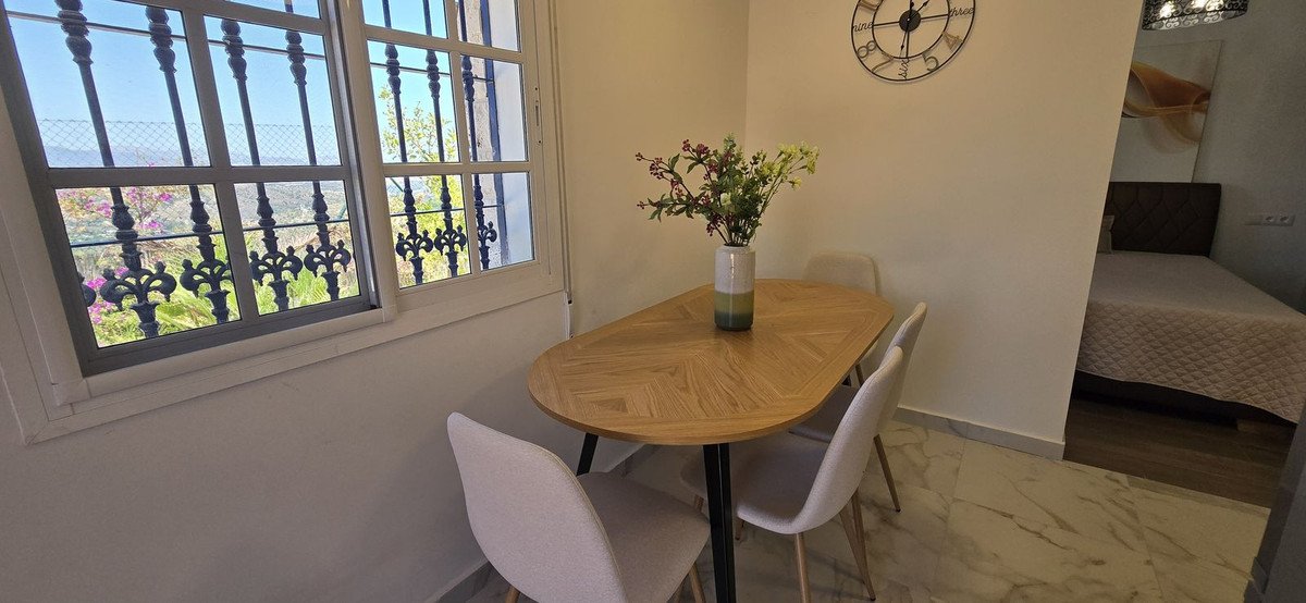5 Bed Finca - Cortijo in Coín