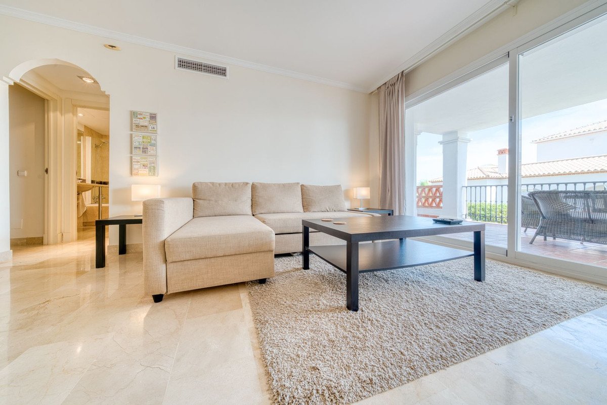 2 Bed Ground Floor Apartment in Calahonda