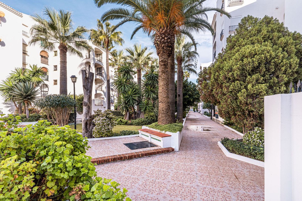 3 Bed Penthouse Duplex in San Luis de Sabinillas