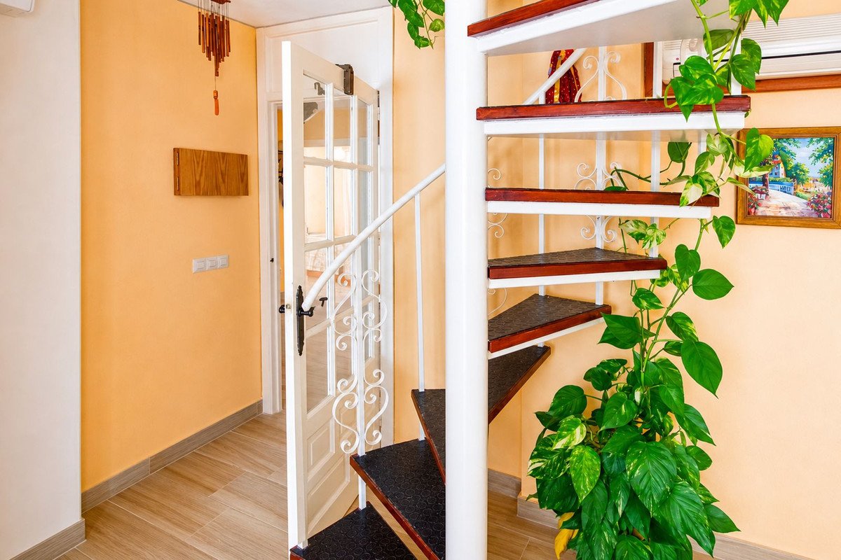 3 Bed Penthouse Duplex in San Luis de Sabinillas