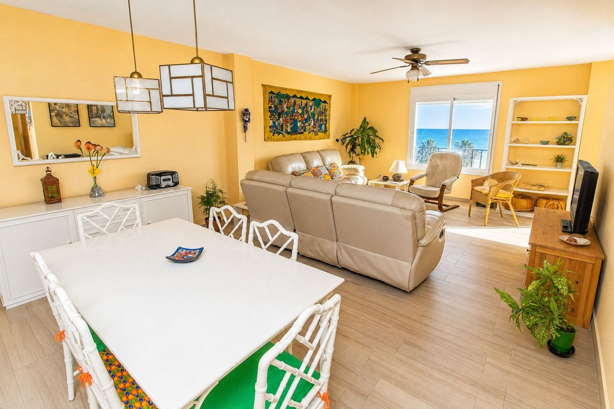 3 Bed Penthouse Duplex in San Luis de Sabinillas