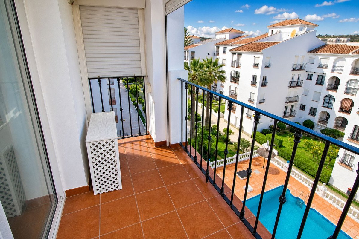 3 Bed Penthouse Duplex in San Luis de Sabinillas