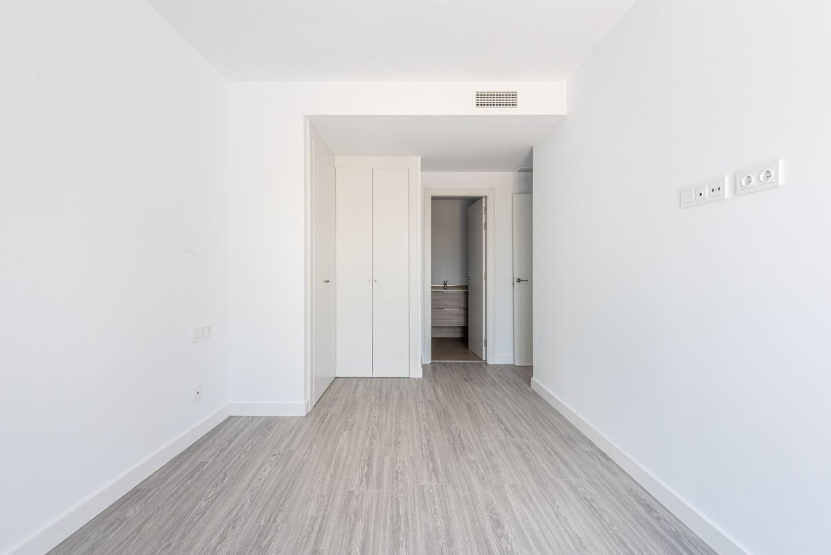 2 Bed Ground Floor Apartment in Estepona